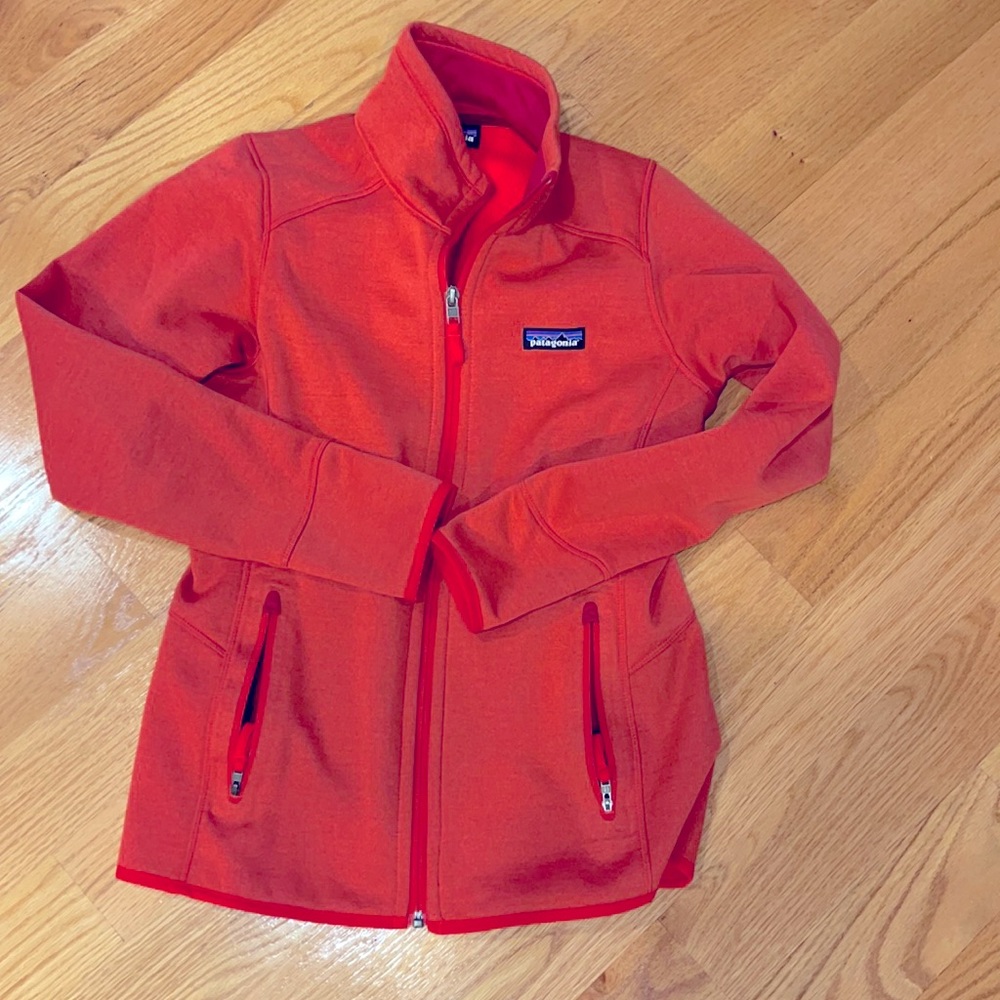 Like NEW Patagonia fleece zip up. Size small